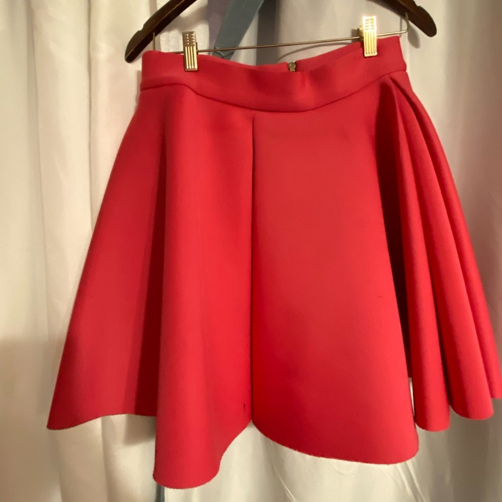 Bright pink Bloomingdales skirt
